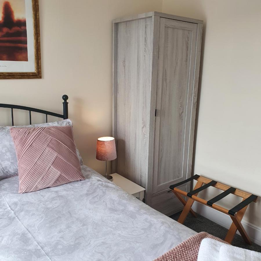 Pendyffryn Manor Bed & Breakfast Little Haven Exterior foto