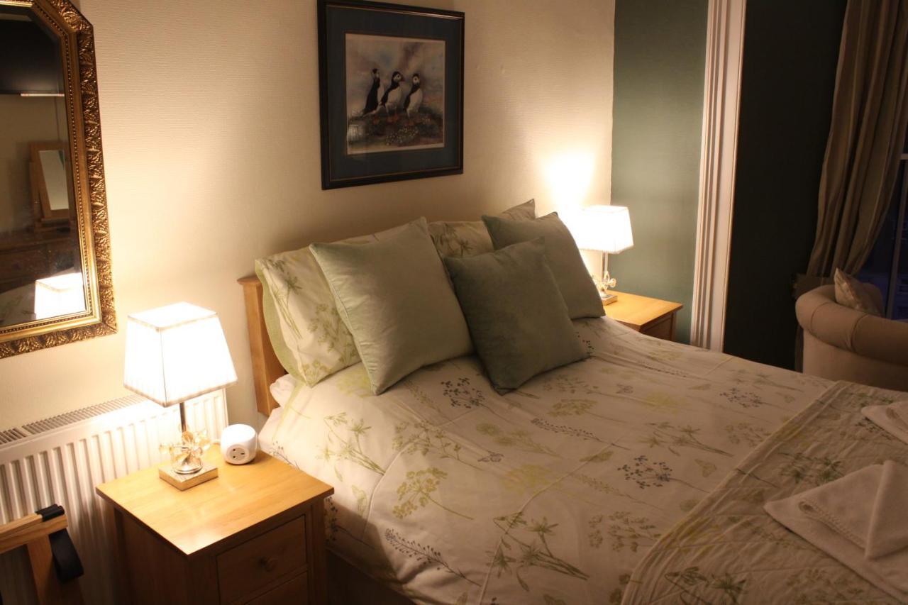 Pendyffryn Manor Bed & Breakfast Little Haven Exterior foto