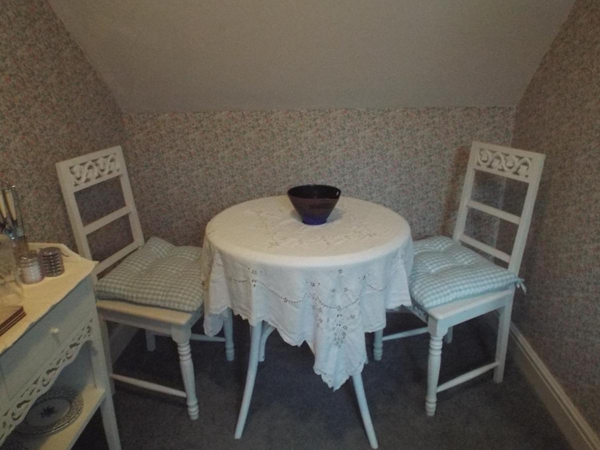 Pendyffryn Manor Bed & Breakfast Little Haven Exterior foto