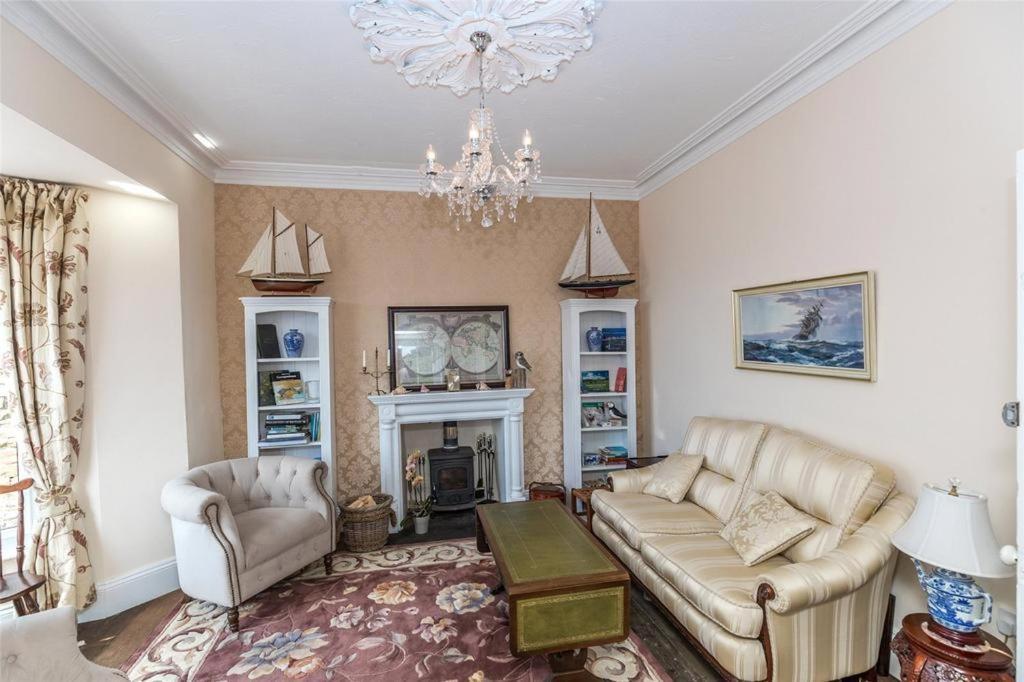 Pendyffryn Manor Bed & Breakfast Little Haven Exterior foto